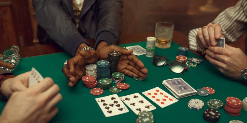 Những quy tắc quan trọng giúp bạn nhanh chóng làm chủ Poker 